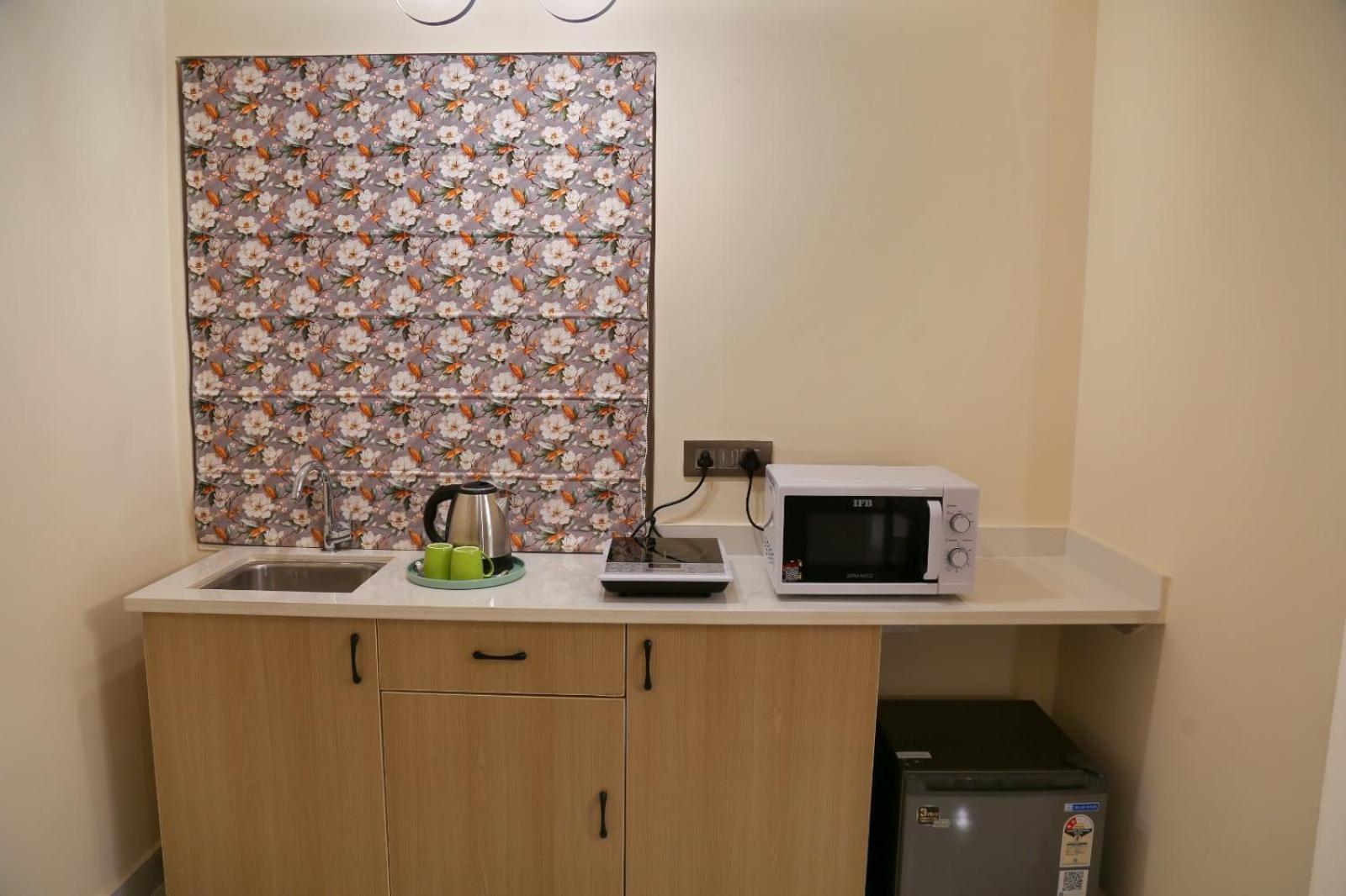 Lumis Studio Apartment Хидерабад Екстериор снимка